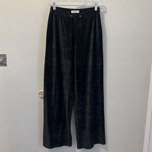 Gilly Hicks women’s  Black wide pants